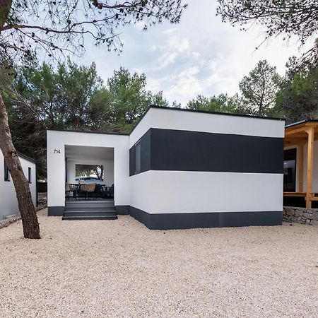Luxury Mobile Home Pretty Green - Premium - Oaza Mira Resort -50 M From The Beach ドラゲ エクステリア 写真