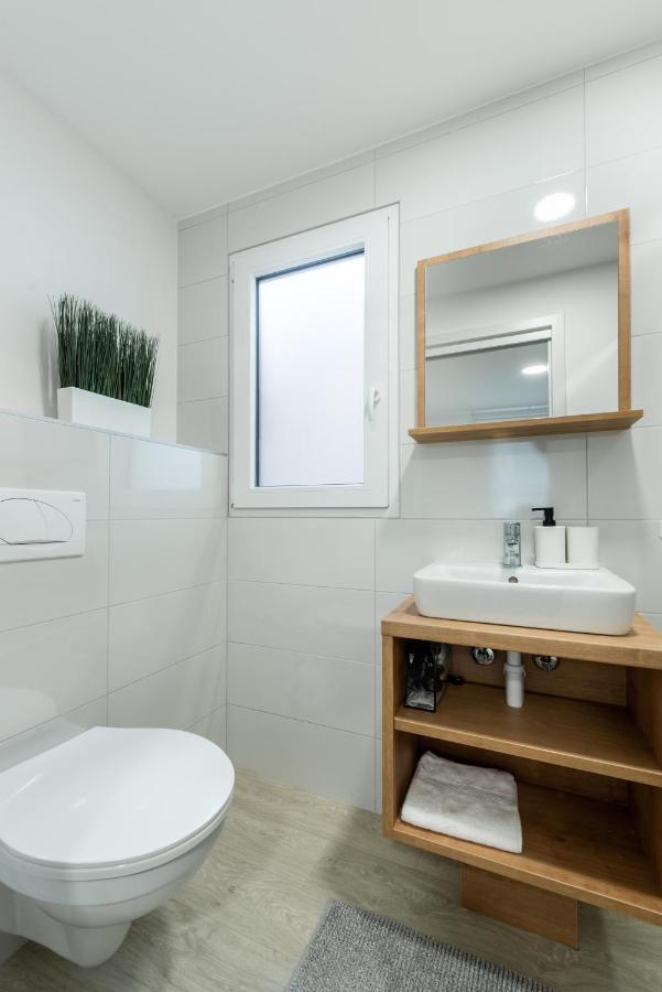 Luxury Mobile Home Pretty Green - Premium - Oaza Mira Resort -50 M From The Beach ドラゲ エクステリア 写真